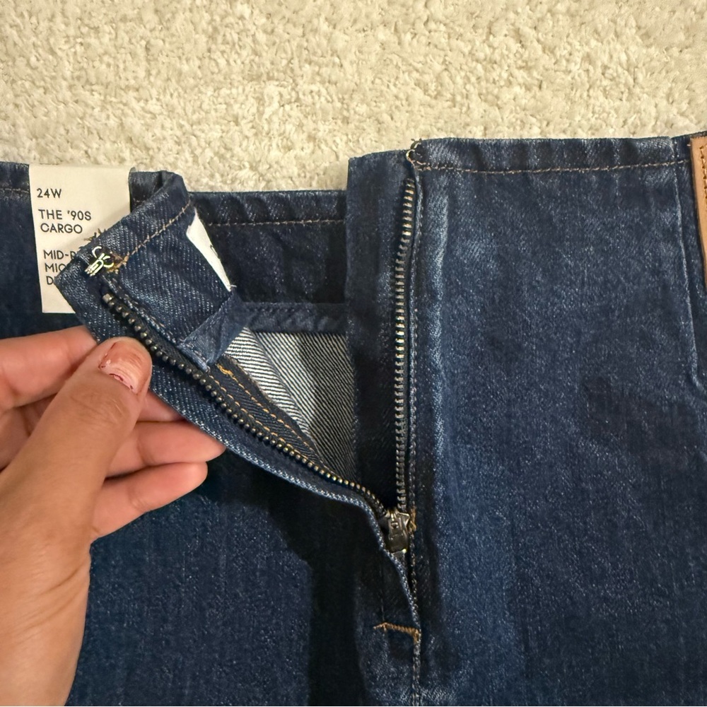 NWT Aritzia Denim Forum 90s Cargo Micro Skirt - Picture 7 of 9